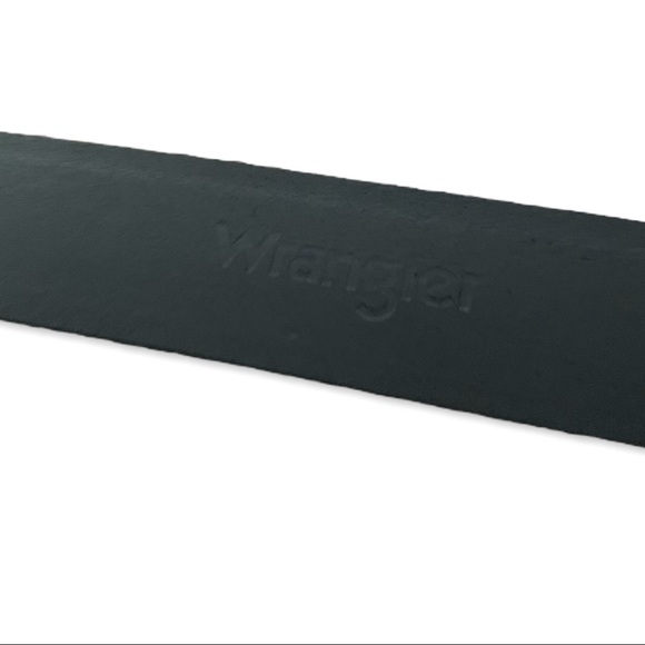 Wrangler Basic Metal Loop Adjustable Leather Belt - Picture 5 of 7